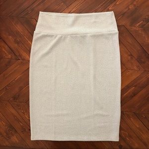 LuLaRoe Cassie polka dot skirt